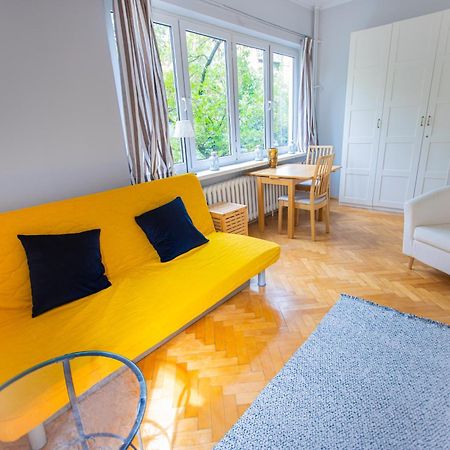 Hoza Str Apt. Great Location. Close To Everything. Apartment Warsaw Luaran gambar
